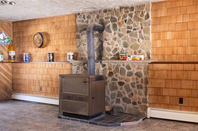 62 Tamarack Hill Drive, Poughkeepsie, NY 12603