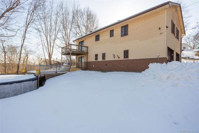 62 Tamarack Hill Drive, Poughkeepsie, NY 12603