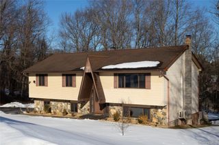 62 Tamarack Hill Drive, Poughkeepsie, NY 12603