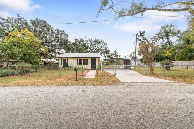 111 GARLAND AVENUE, Seffner, FL 33584