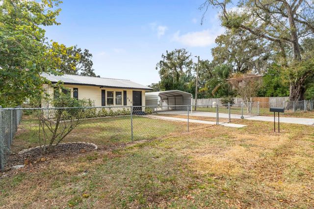 111 GARLAND AVENUE, Seffner, FL 33584