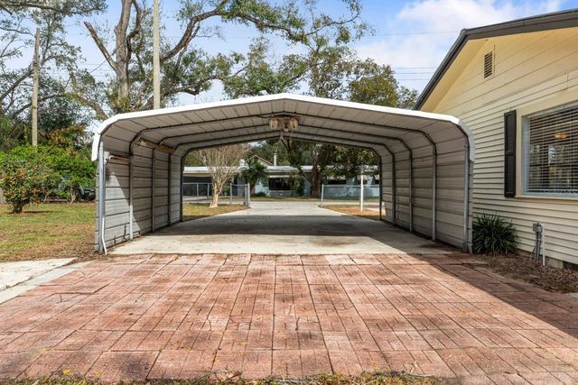 111 GARLAND AVENUE, Seffner, FL 33584