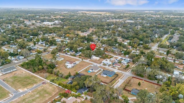 111 GARLAND AVENUE, Seffner, FL 33584