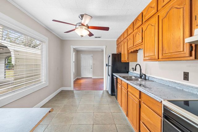 111 GARLAND AVENUE, Seffner, FL 33584