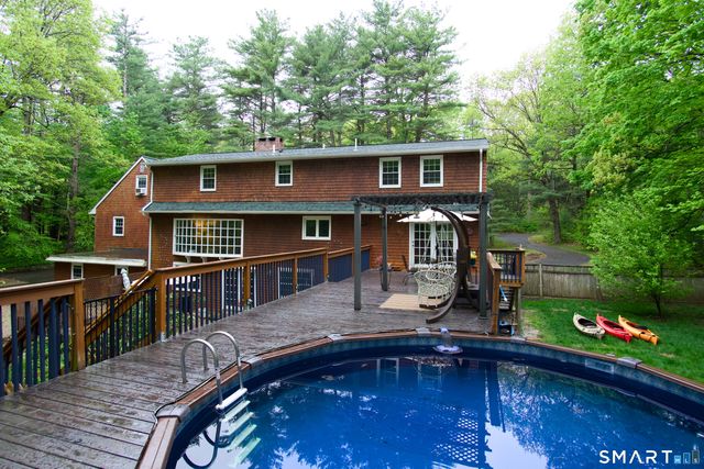 46 Henderson Drive, Avon, CT 06001