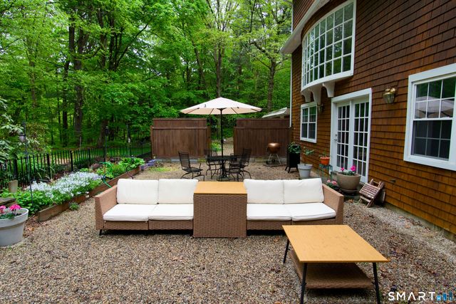 46 Henderson Drive, Avon, CT 06001