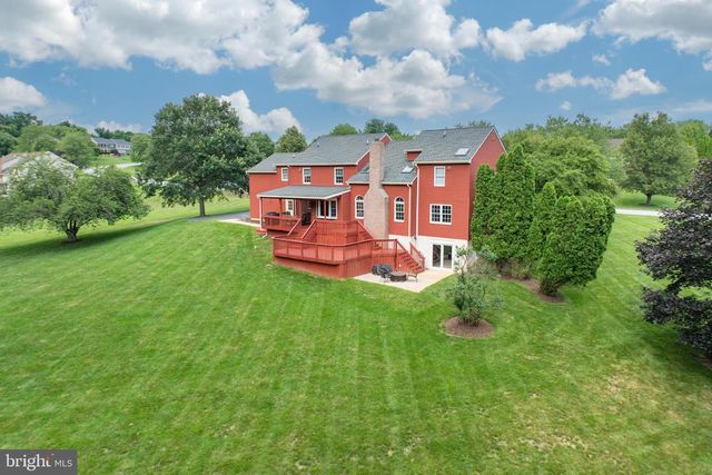 25 TWIN PINES RD, Downingtown, PA 19335