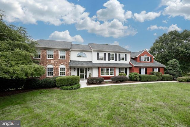 25 TWIN PINES RD, Downingtown, PA 19335