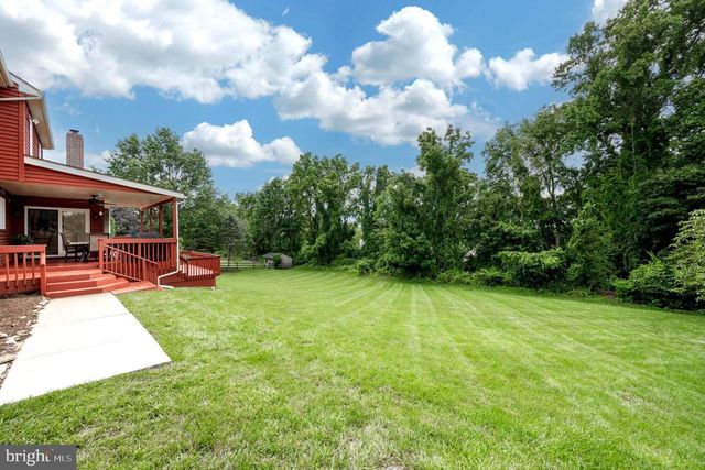 25 TWIN PINES RD, Downingtown, PA 19335
