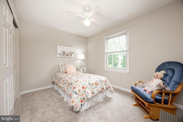 25 TWIN PINES RD, Downingtown, PA 19335
