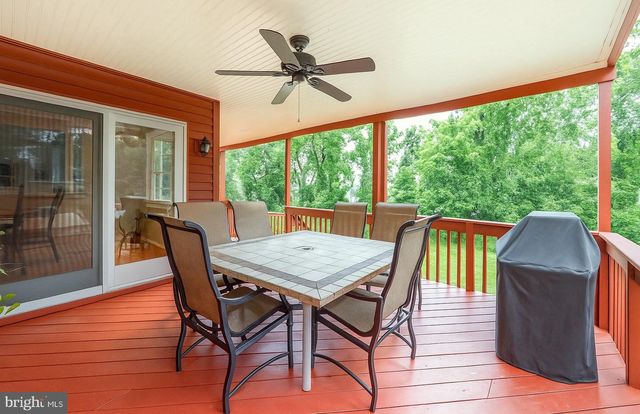 25 TWIN PINES RD, Downingtown, PA 19335