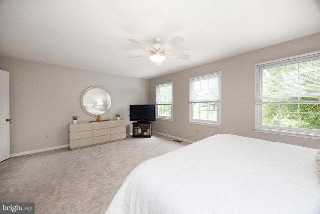 25 TWIN PINES RD, Downingtown, PA 19335