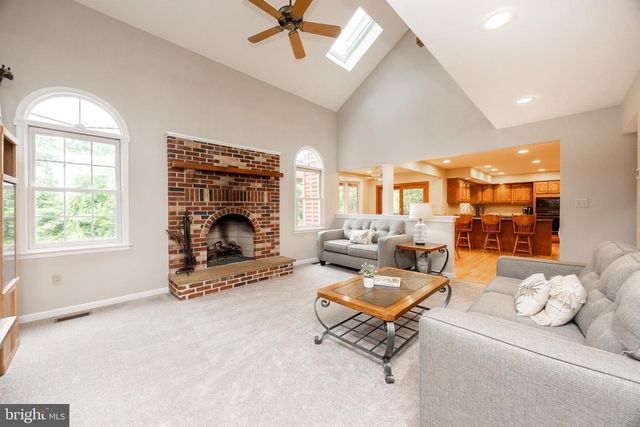 25 TWIN PINES RD, Downingtown, PA 19335