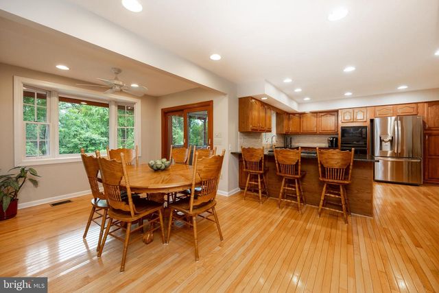 25 TWIN PINES RD, Downingtown, PA 19335
