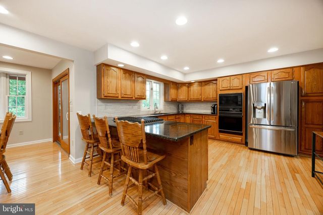 25 TWIN PINES RD, Downingtown, PA 19335