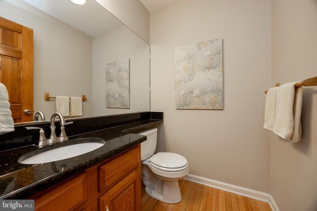 25 TWIN PINES RD, Downingtown, PA 19335