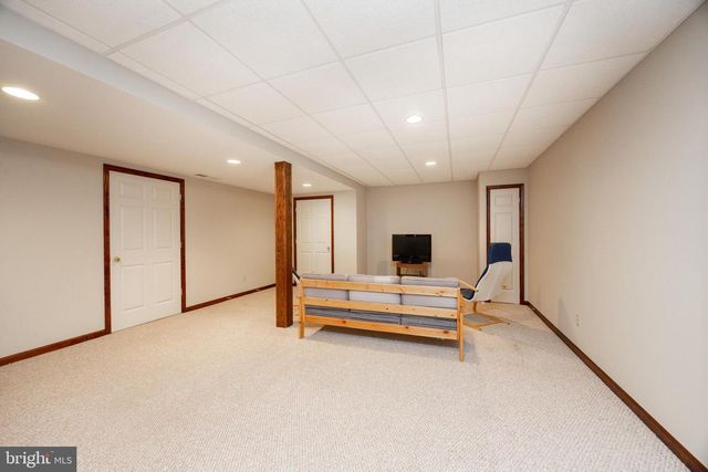 25 TWIN PINES RD, Downingtown, PA 19335