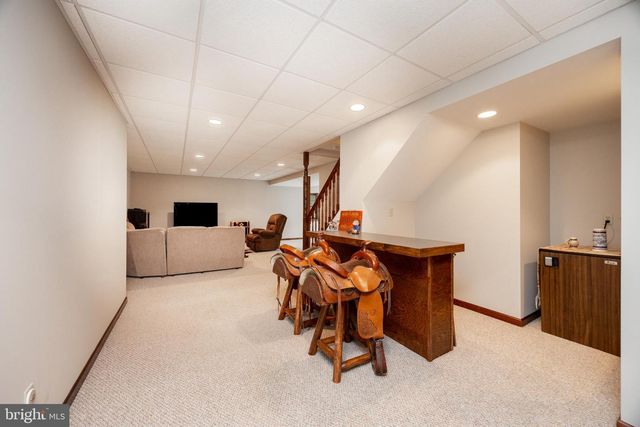 25 TWIN PINES RD, Downingtown, PA 19335