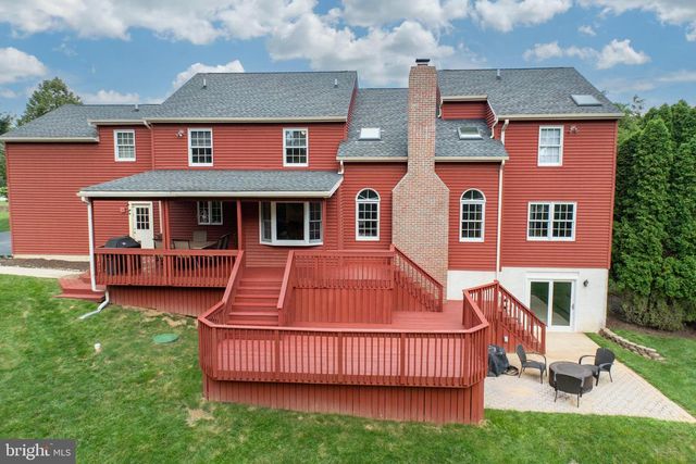25 TWIN PINES RD, Downingtown, PA 19335