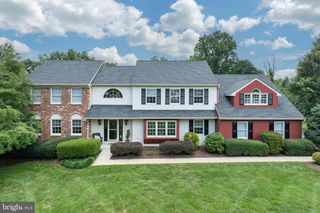 25 TWIN PINES RD, Downingtown, PA 19335