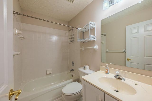 6177 Preve Ridge Drive, New Albany, OH 43054