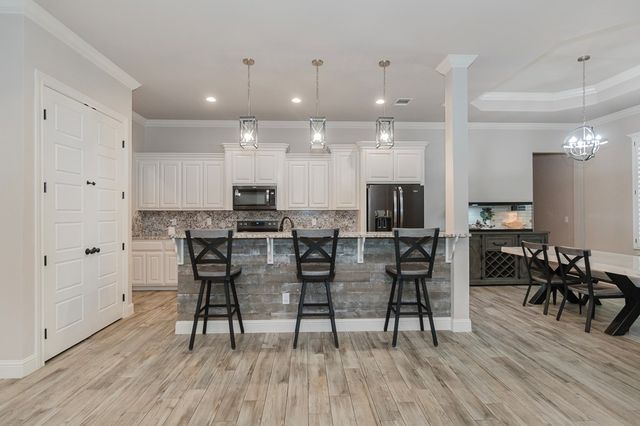 2413 S County Rd 1046, Midland, TX 79706