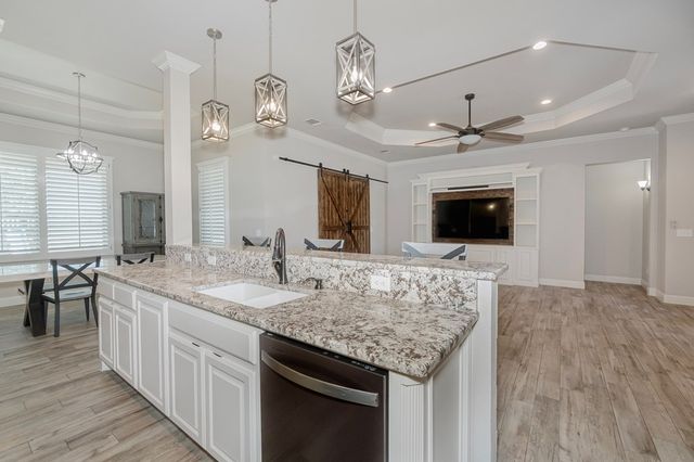 2413 S County Rd 1046, Midland, TX 79706