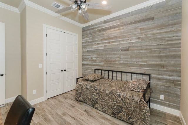 2413 S County Rd 1046, Midland, TX 79706