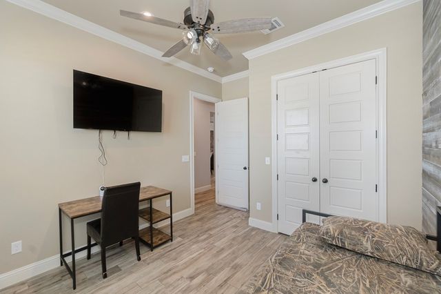 2413 S County Rd 1046, Midland, TX 79706