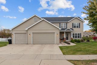 4027 E GLORY LANE, Appleton, WI 54913