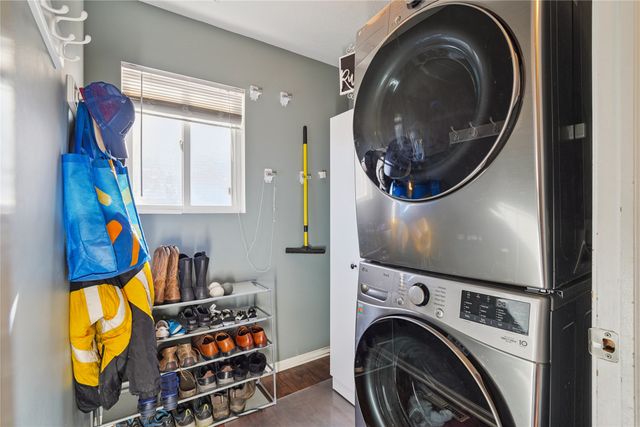 1885 SE Florence Drive, Waukee, IA 50263