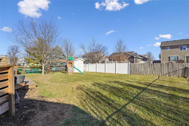 1885 SE Florence Drive, Waukee, IA 50263