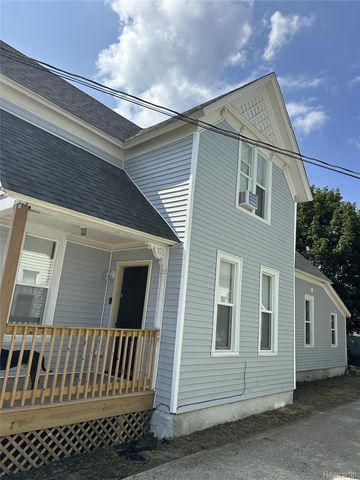 1119 Pine Street, Muskegon, MI 49442