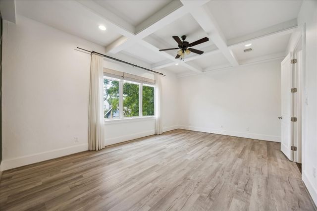 1208 Welch Street, Houston, TX 77006