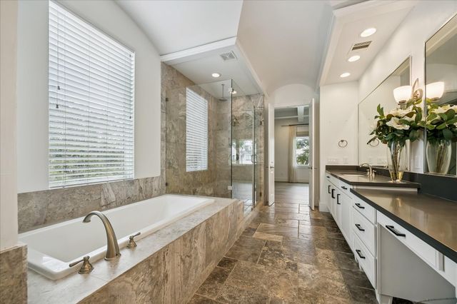1208 Welch Street, Houston, TX 77006