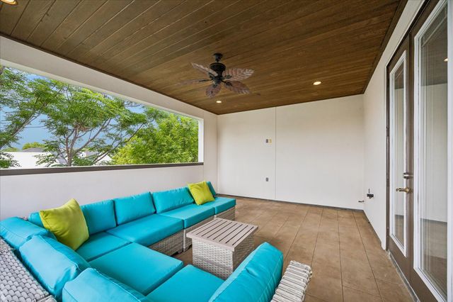 1208 Welch Street, Houston, TX 77006