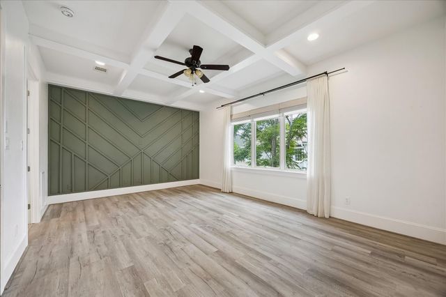 1208 Welch Street, Houston, TX 77006