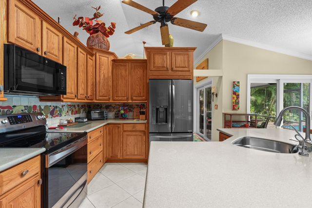 396 REDWOOD Lane, Boca Raton, FL 33487