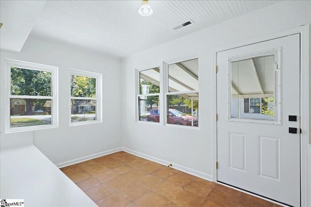 218 Elaine Avenue, Taylors, SC 29687