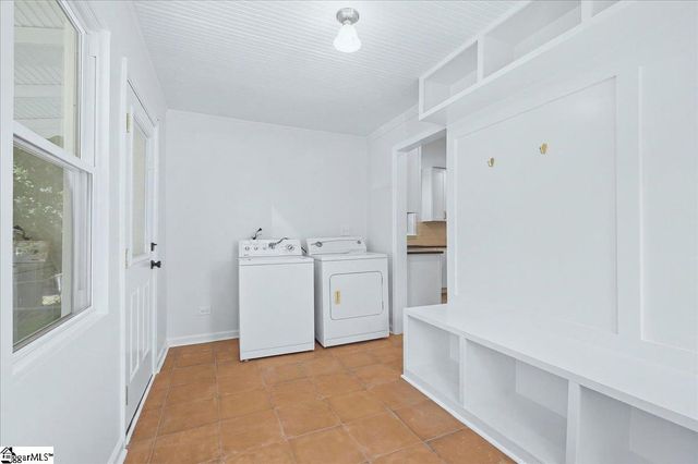 218 Elaine Avenue, Taylors, SC 29687