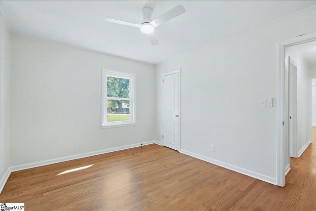 218 Elaine Avenue, Taylors, SC 29687