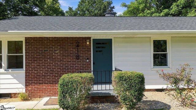 218 Elaine Avenue, Taylors, SC 29687