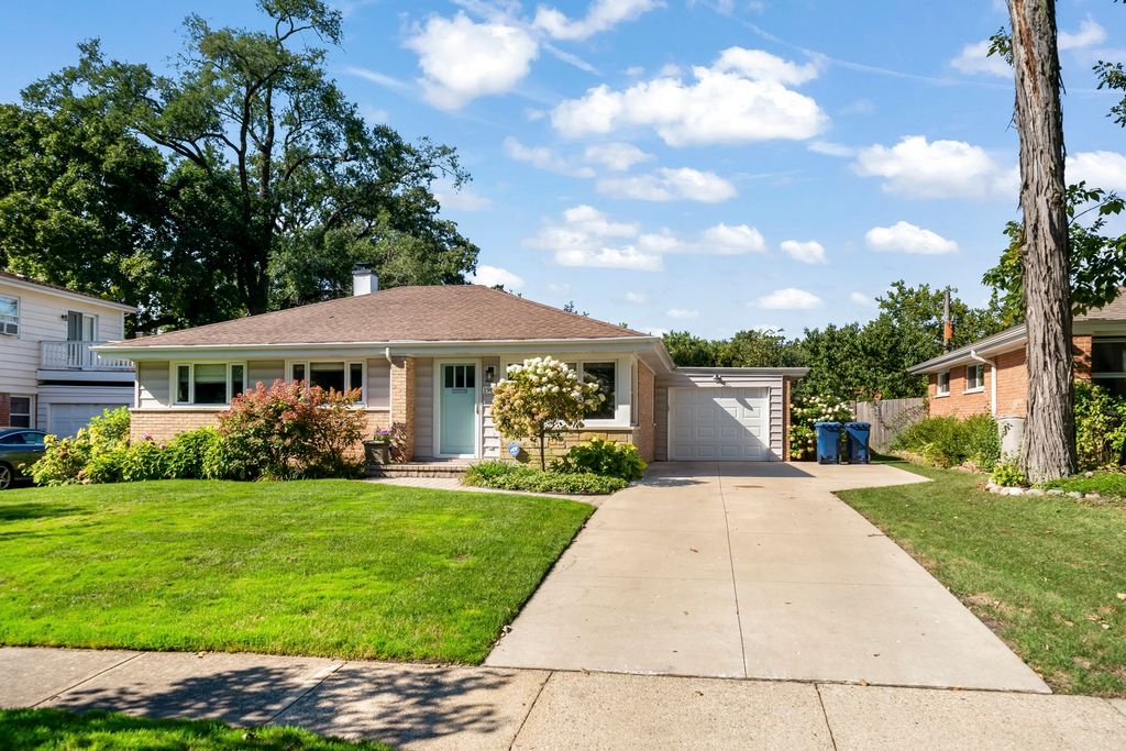 1960 Milton Avenue, Northbrook, IL 60062 — photo 2