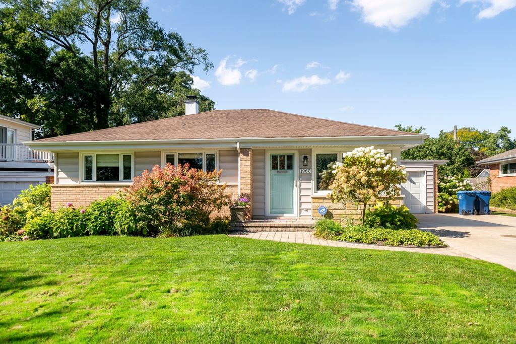 1960 Milton Avenue, Northbrook, IL 60062 — photo 3