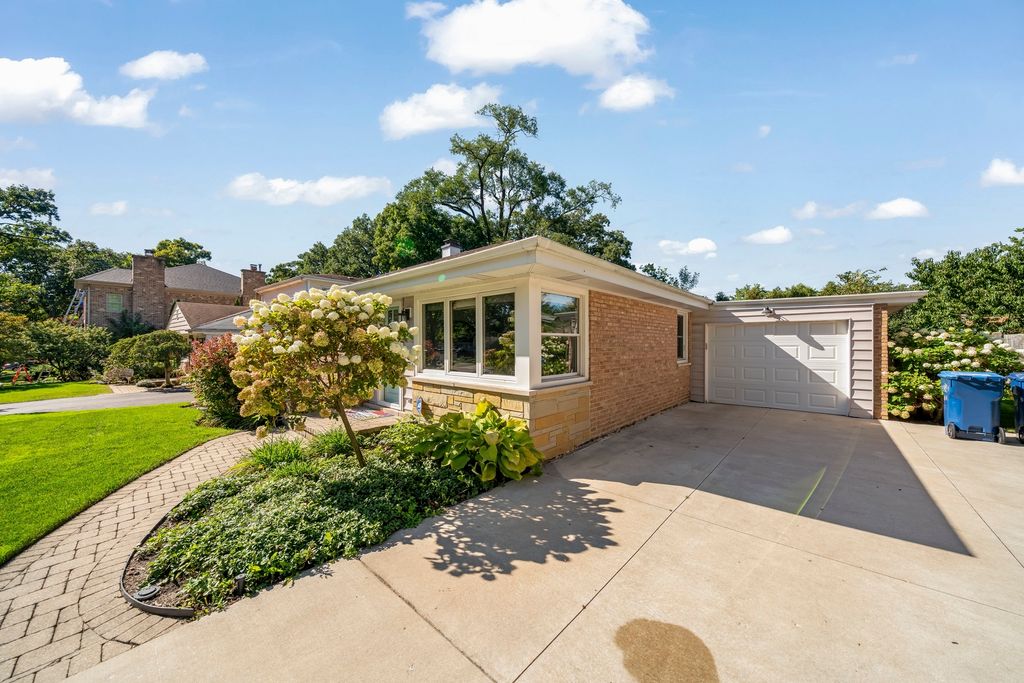 1960 Milton Avenue, Northbrook, IL 60062 — photo 4