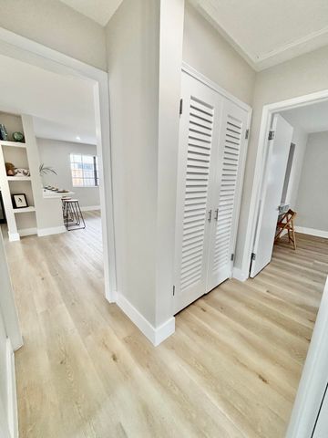 1121 N Ocean Breeze, Lake Worth Beach, FL 33460