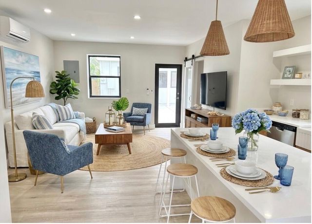 1121 N Ocean Breeze, Lake Worth Beach, FL 33460