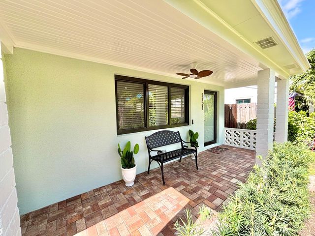 1121 N Ocean Breeze, Lake Worth Beach, FL 33460