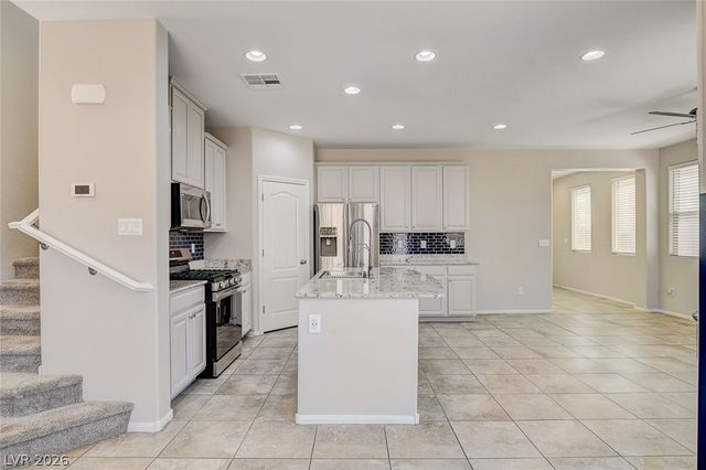6366 Beavertail Pond Avenue, Las Vegas, NV 89122