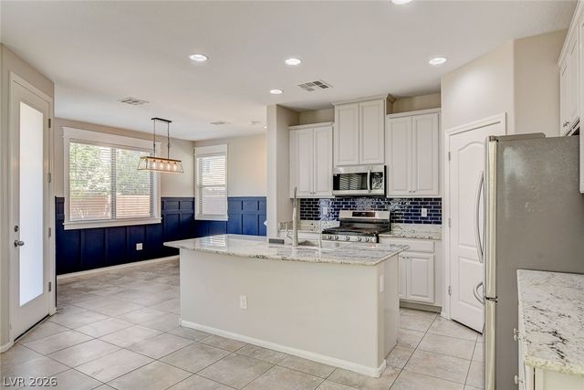 6366 Beavertail Pond Avenue, Las Vegas, NV 89122